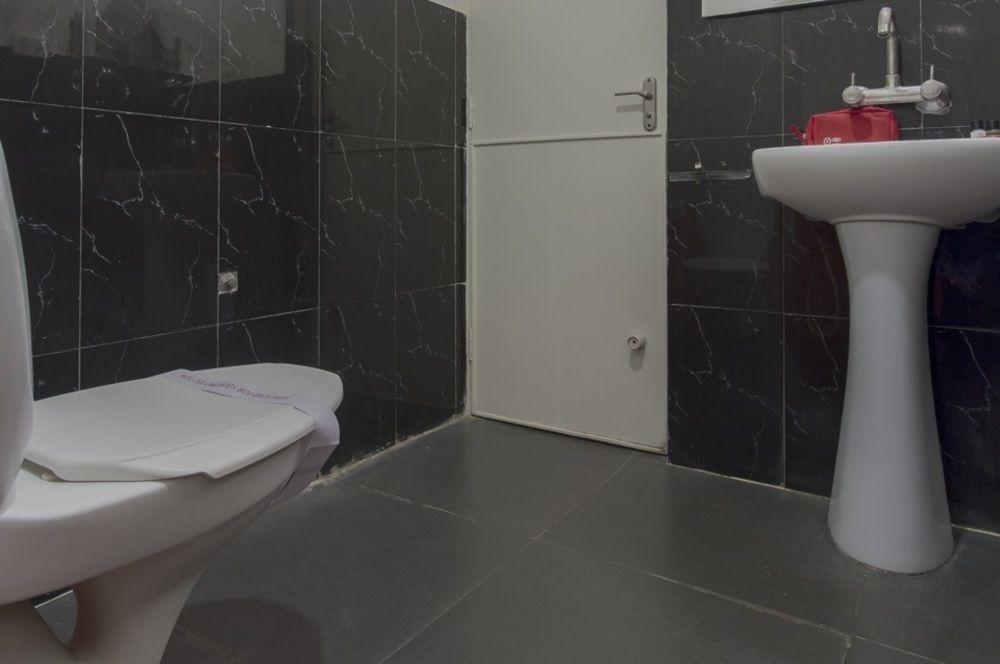 Vaishnavi Residency Hotel Bangalore Bagian luar foto