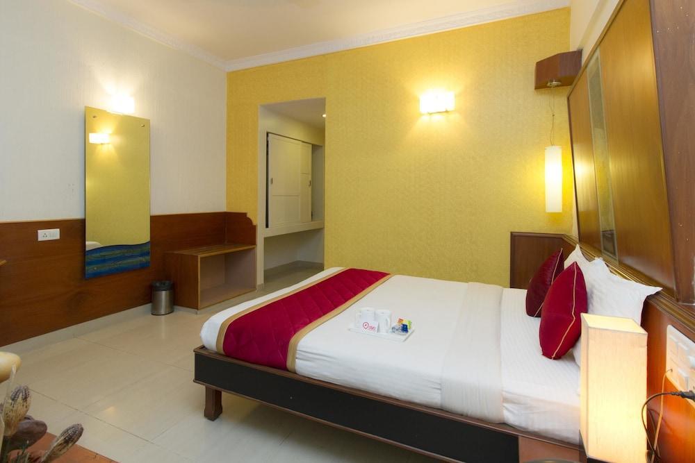 Vaishnavi Residency Hotel Bangalore Bagian luar foto